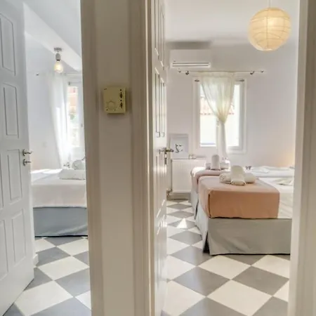 Stylish, Cozy 2-Bdr Flat In Andros Town By Explore Andros Exterior foto