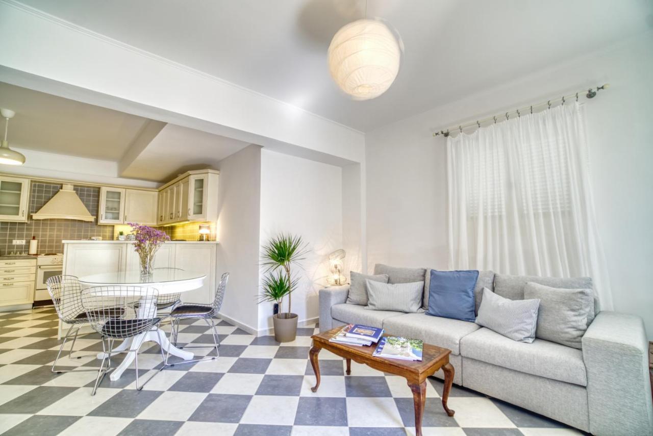 Stylish, Cozy 2-bdr Flat In By Explore Ándros