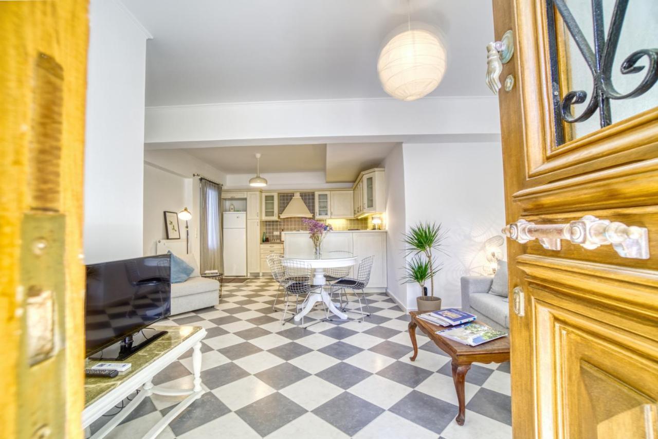 Stylish, Cozy 2-bdr Flat In By Explore * Ándros